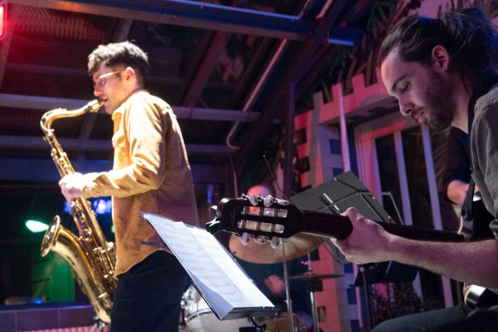 Bossa Nossa – Jazzband Leipzig live auf der Bühne